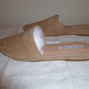 NEW 7 1/2 Tan CHELSEA & VIOLET Leather Suede Mules Dillard's